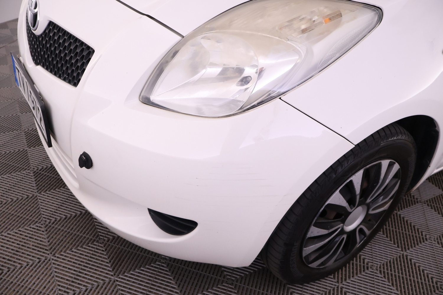 Toyota Yaris vaihtoauto
