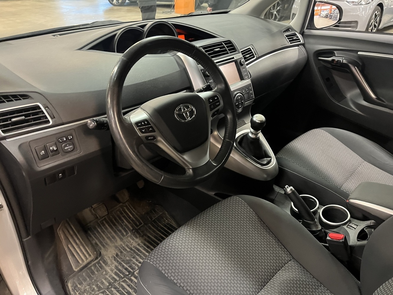 Toyota Verso vaihtoauto