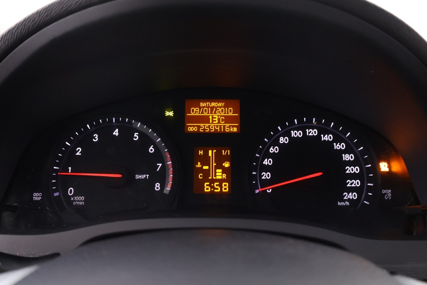 Toyota Avensis vaihtoauto