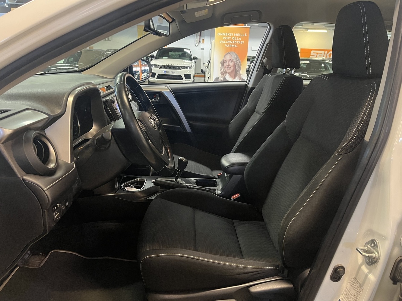 Toyota RAV4 vaihtoauto