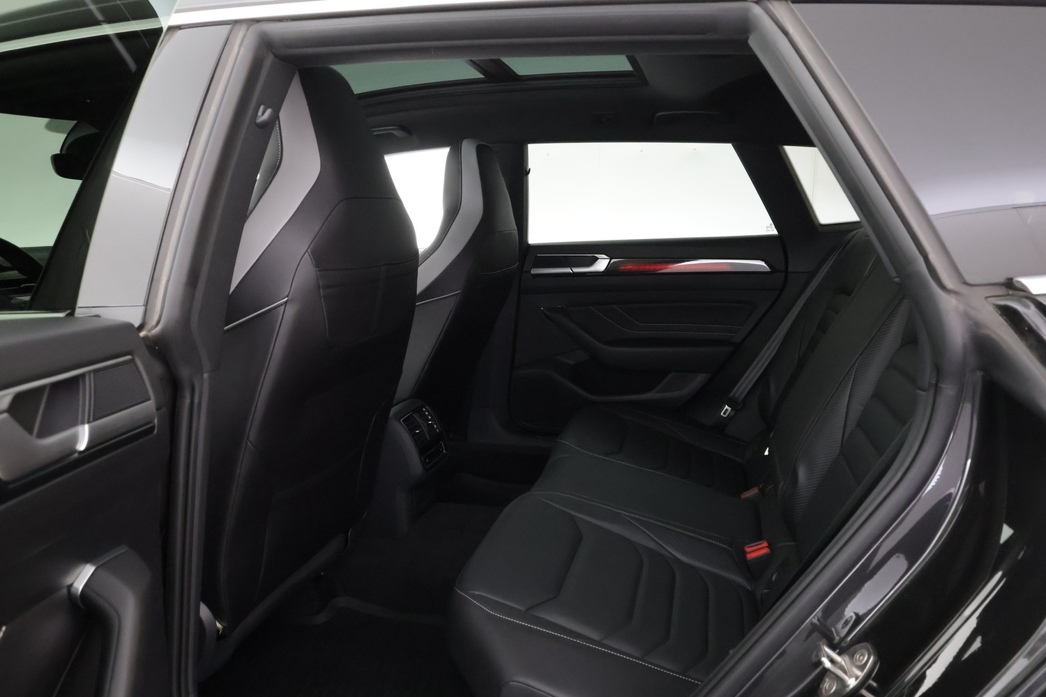 Volkswagen Arteon vaihtoauto