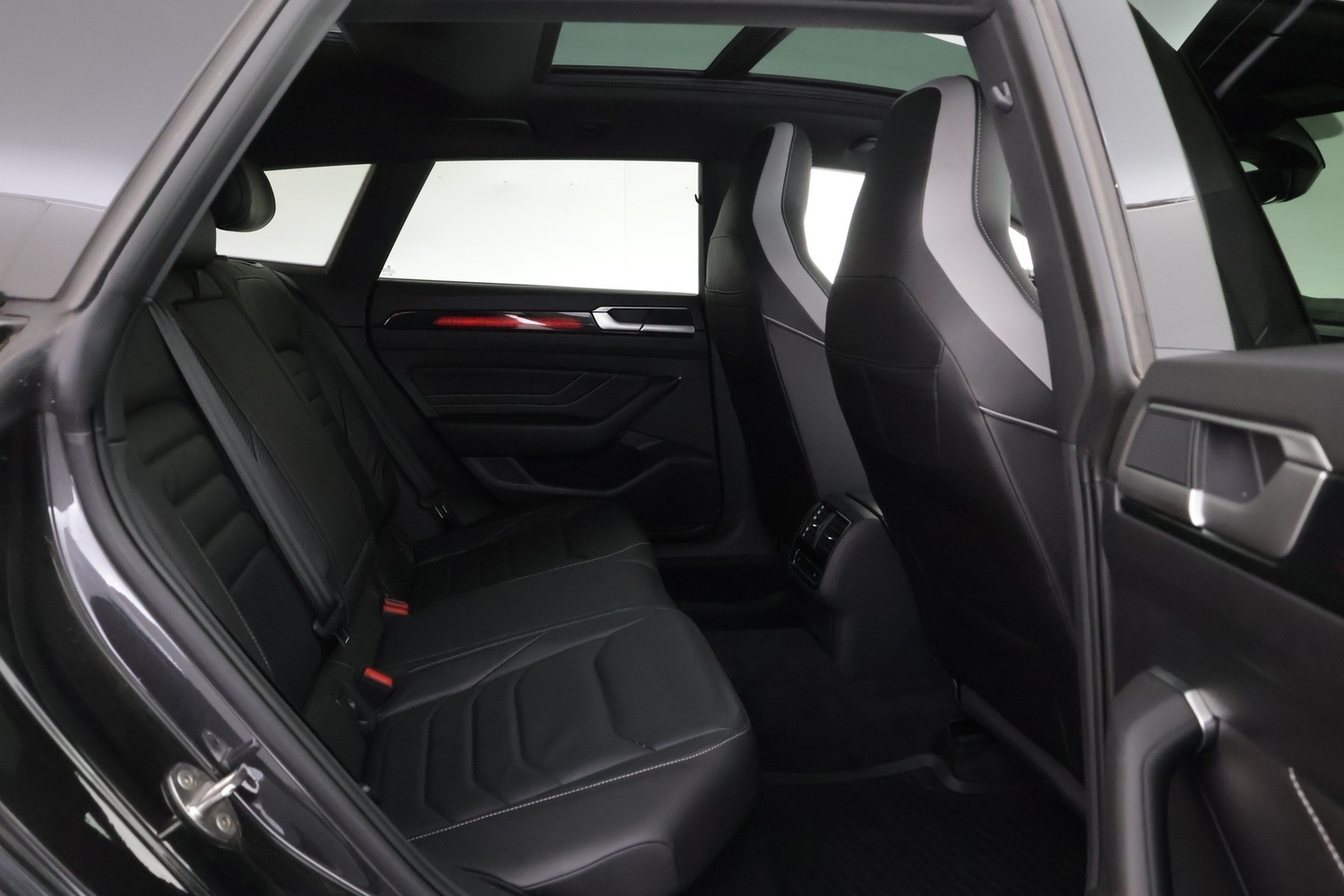 Volkswagen Arteon vaihtoauto