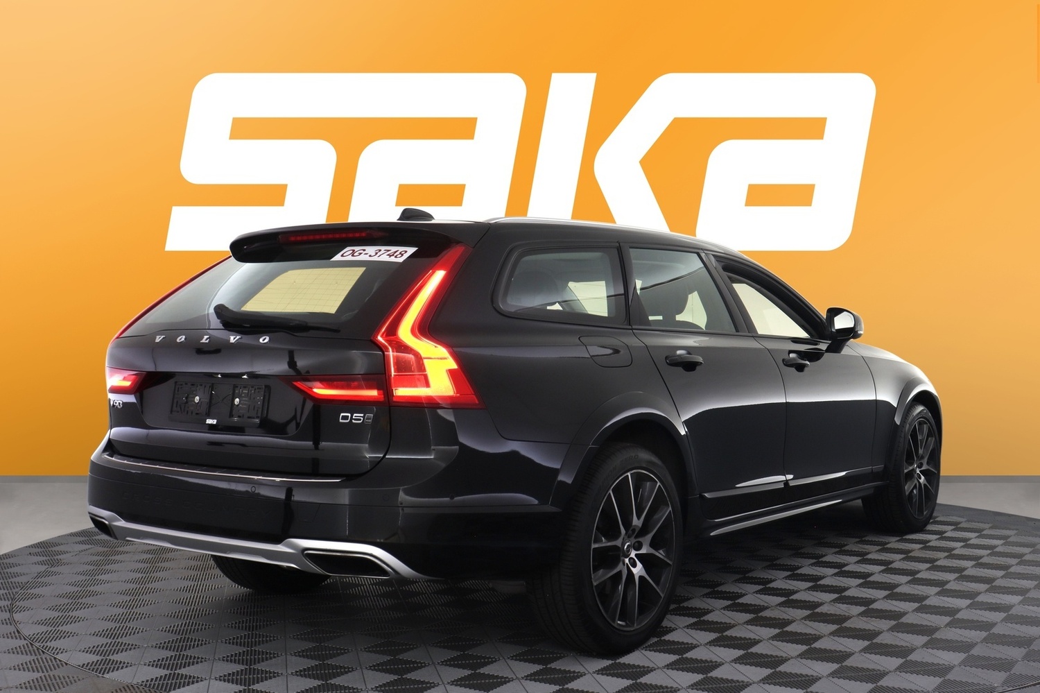 Volvo V90 Cross Country vaihtoauto