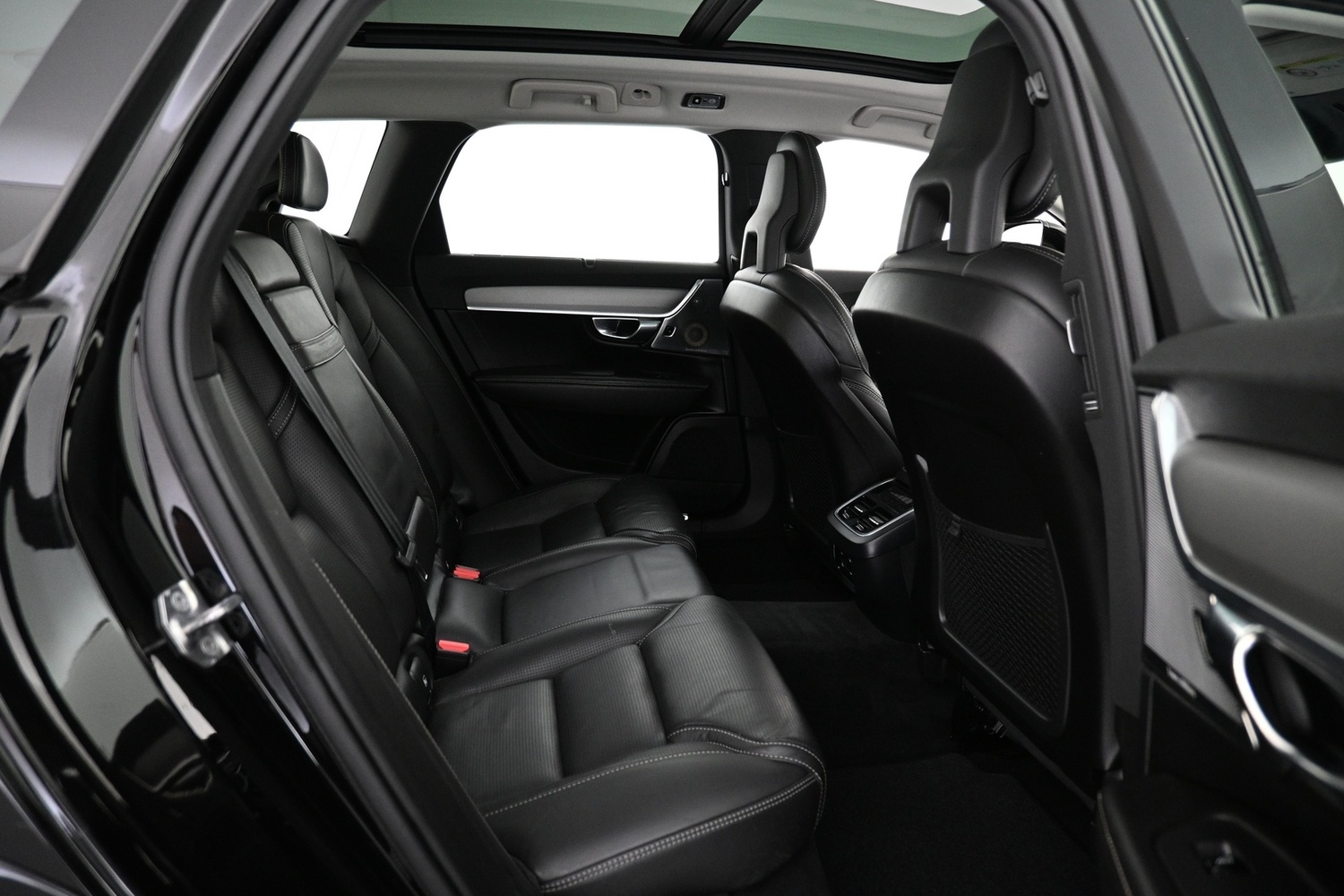 Volvo V90 Cross Country vaihtoauto