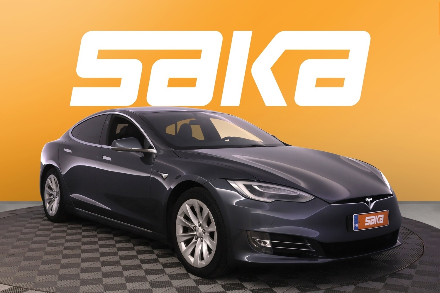 Tesla Model S vaihtoauto