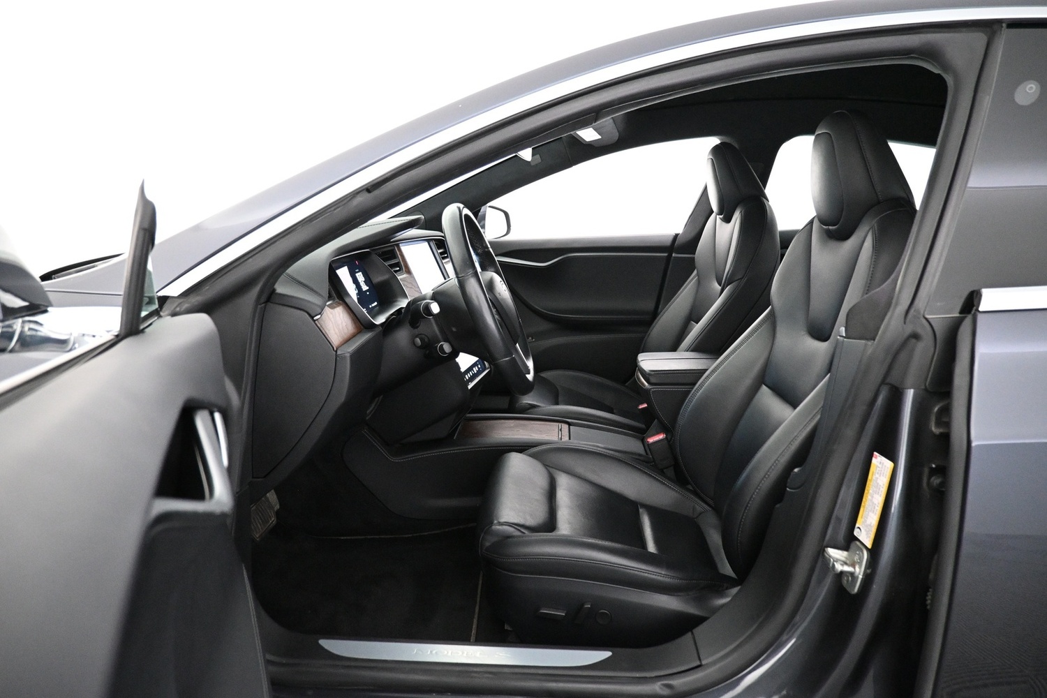 Tesla Model S vaihtoauto