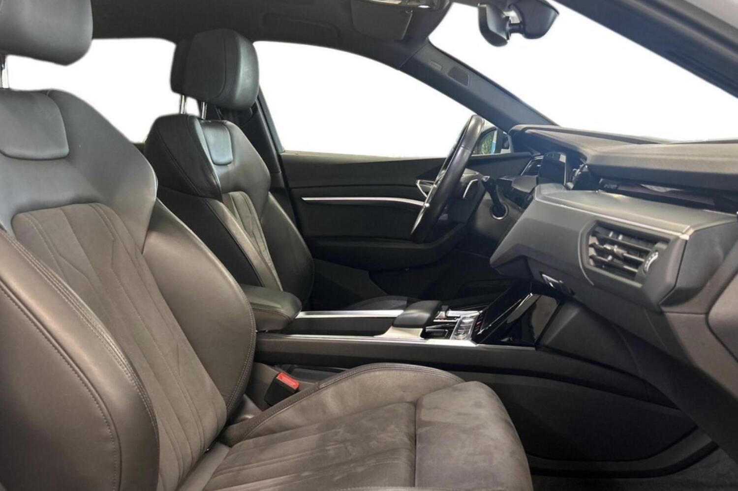 Audi e-tron vaihtoauto