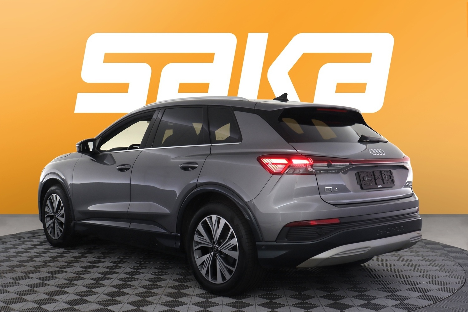 Audi Q4 e-tron vaihtoauto