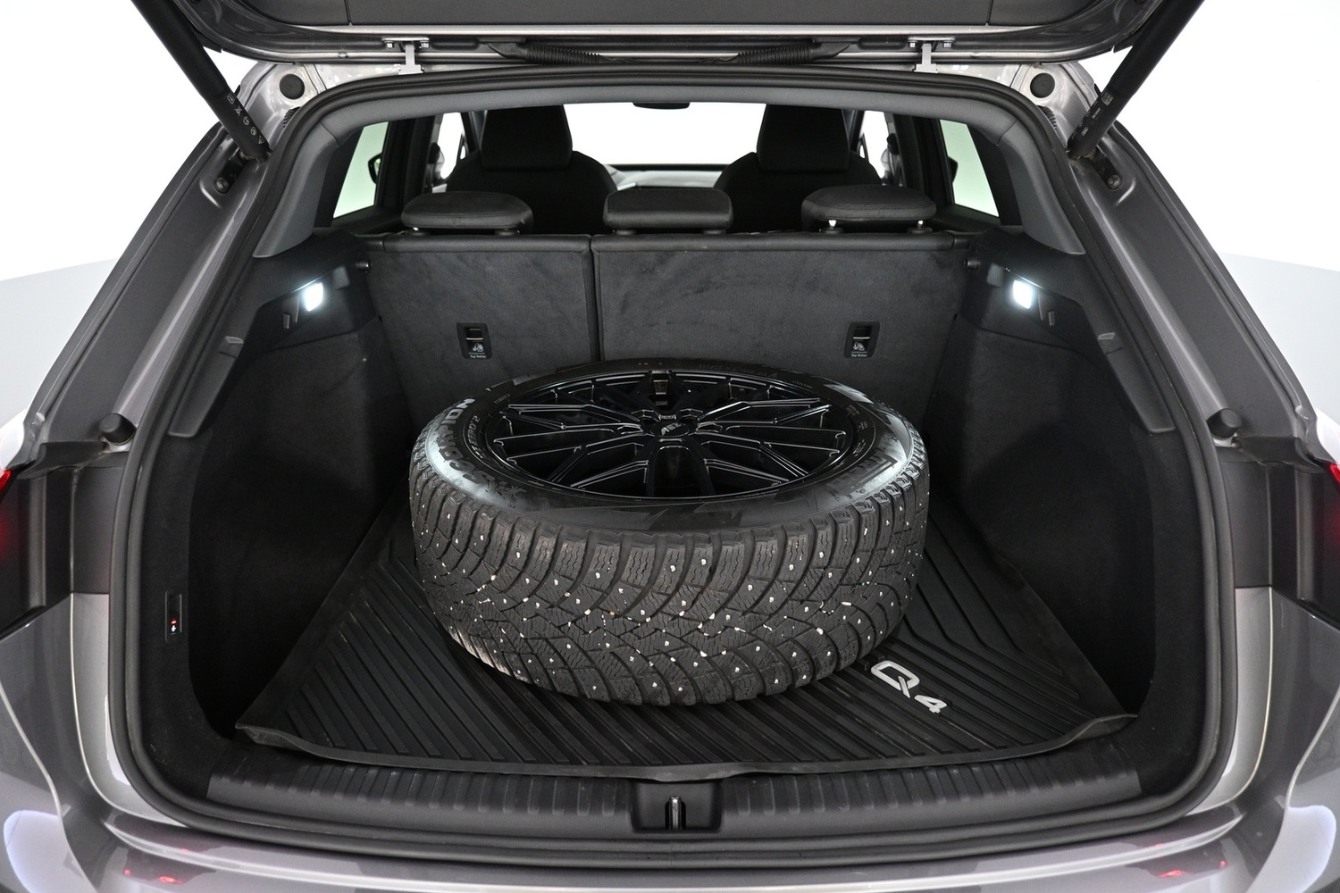 Audi Q4 e-tron vaihtoauto