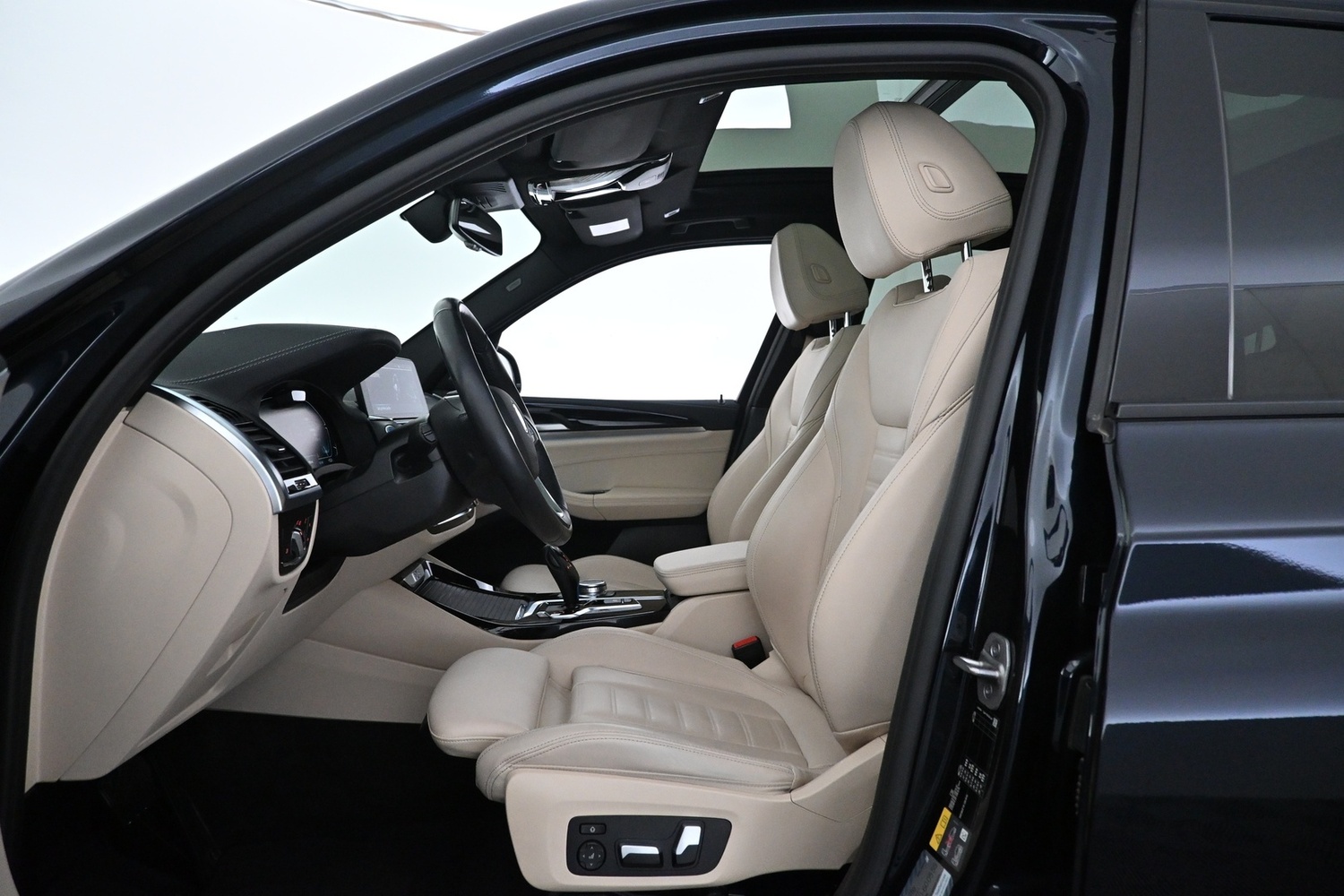 BMW iX3 vaihtoauto