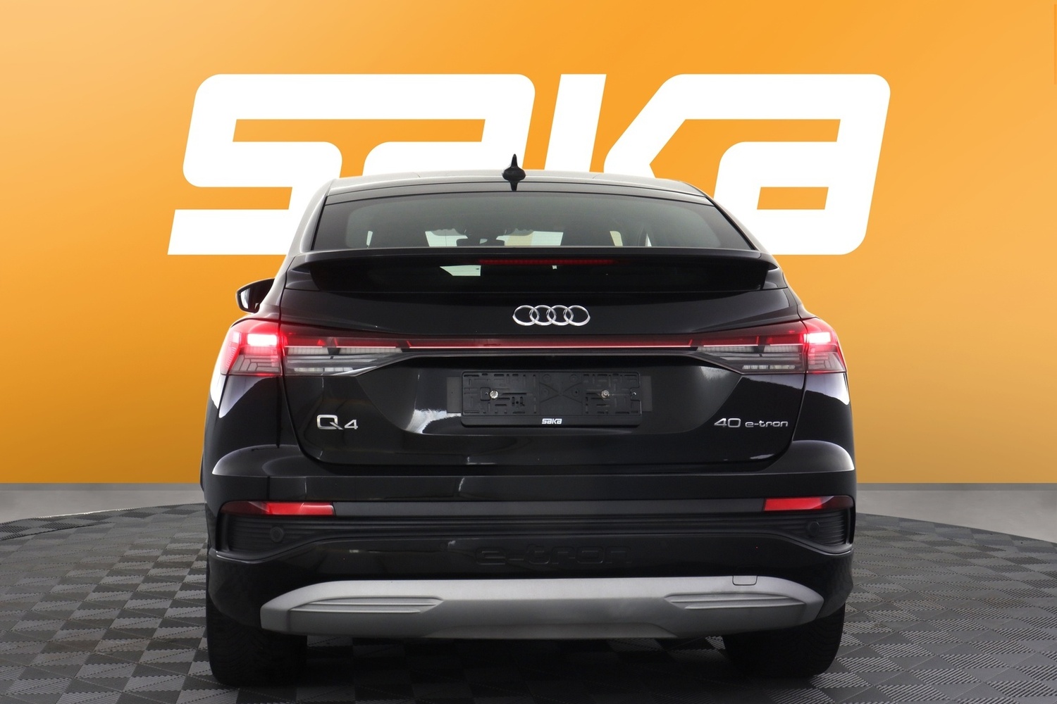 Audi Q4 e-tron vaihtoauto