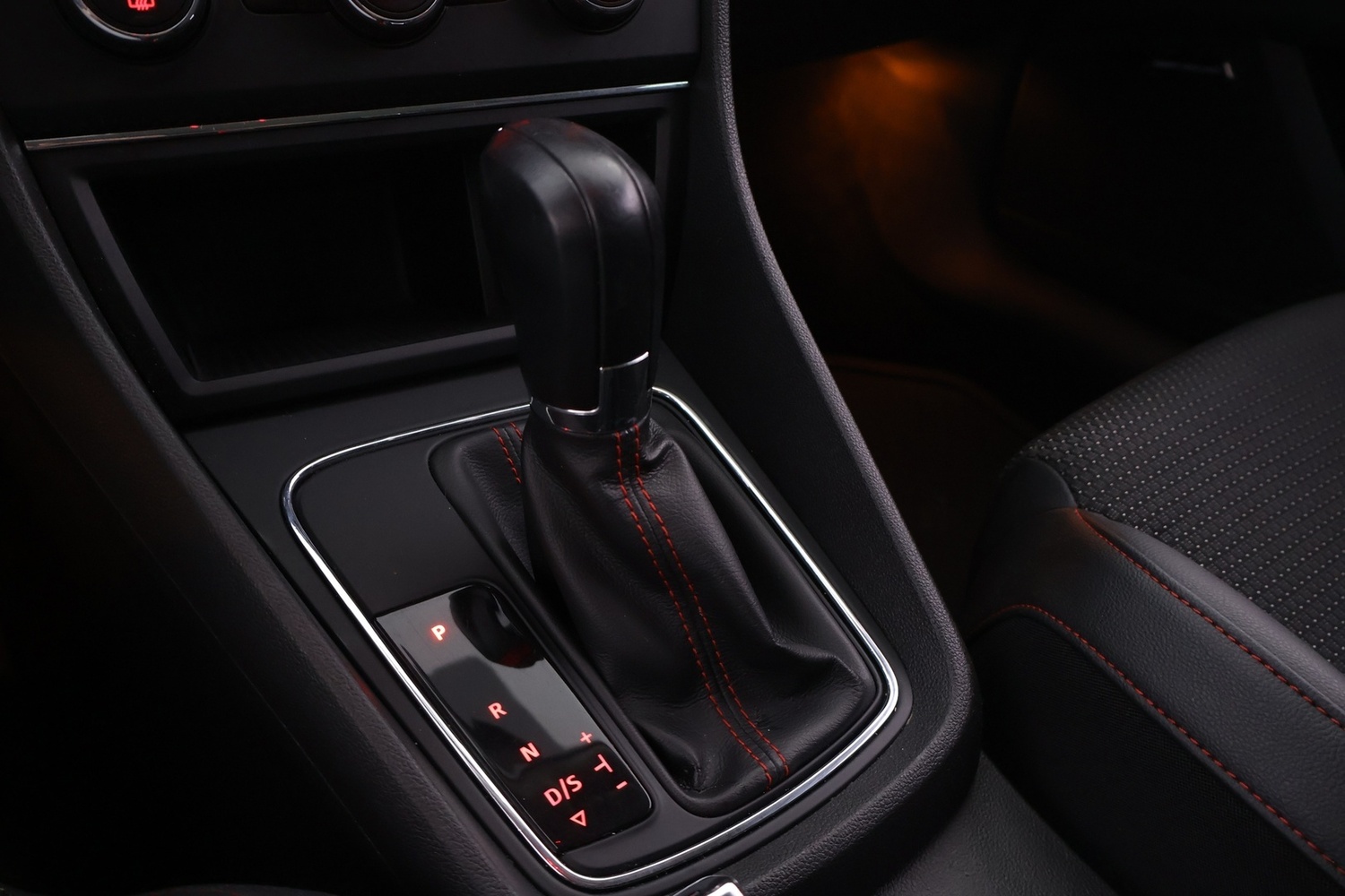 SEAT Leon ST vaihtoauto