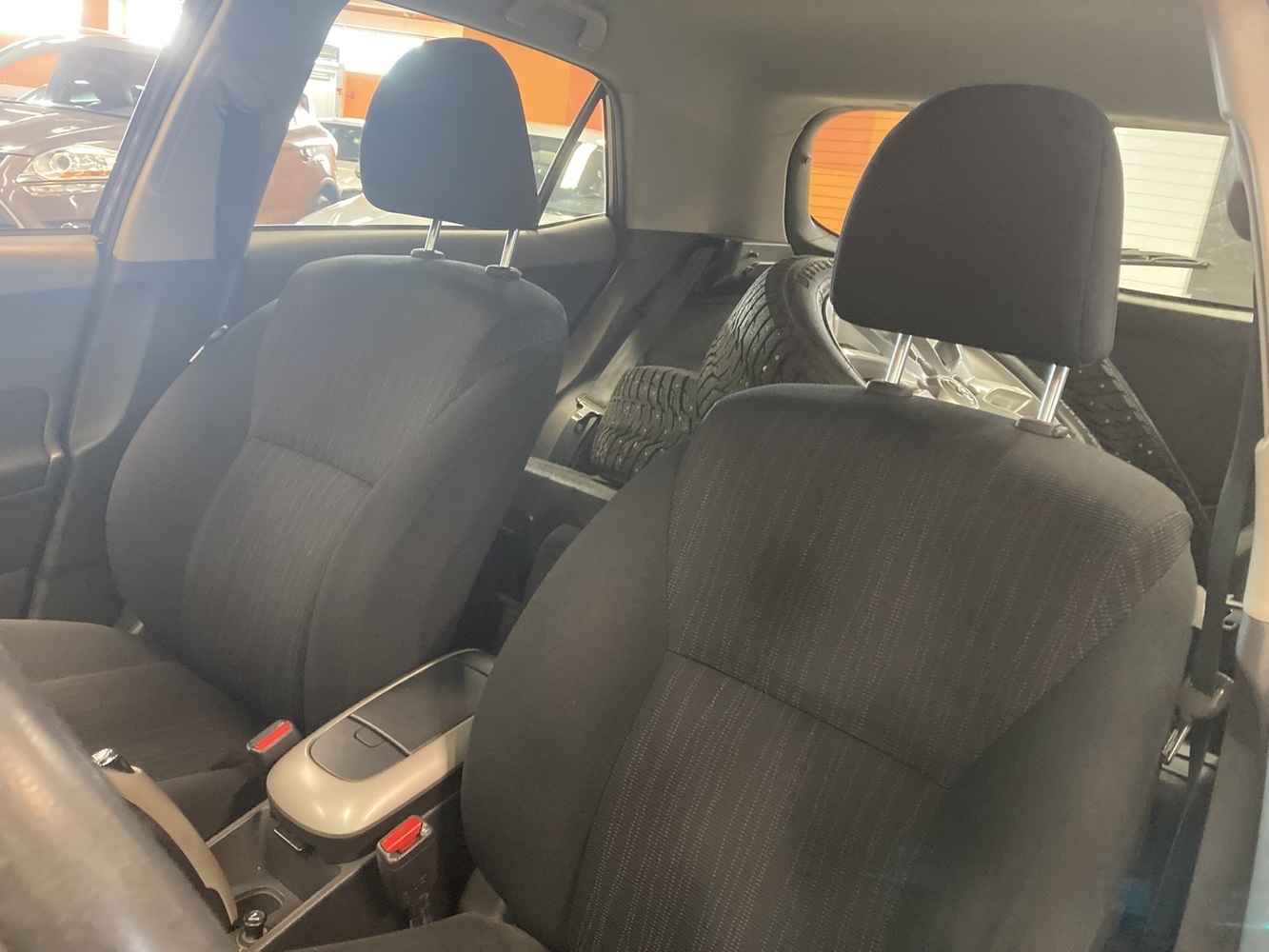 Toyota Auris vaihtoauto