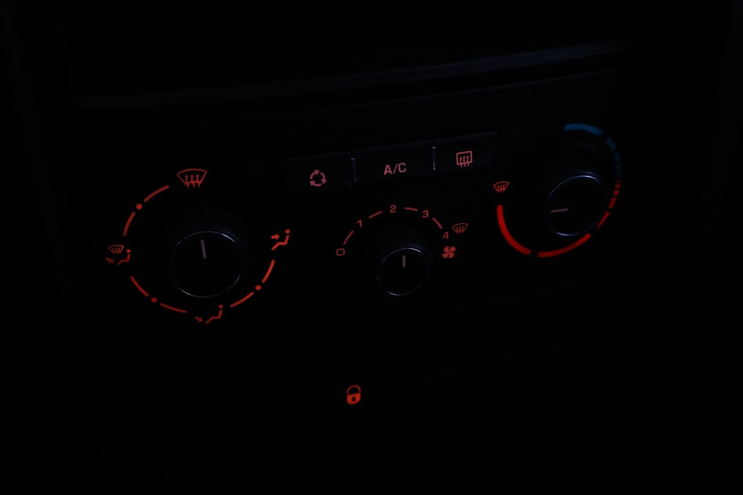 Peugeot 207 vaihtoauto