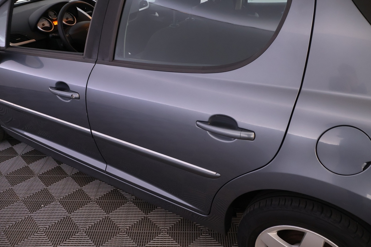 Peugeot 207 vaihtoauto