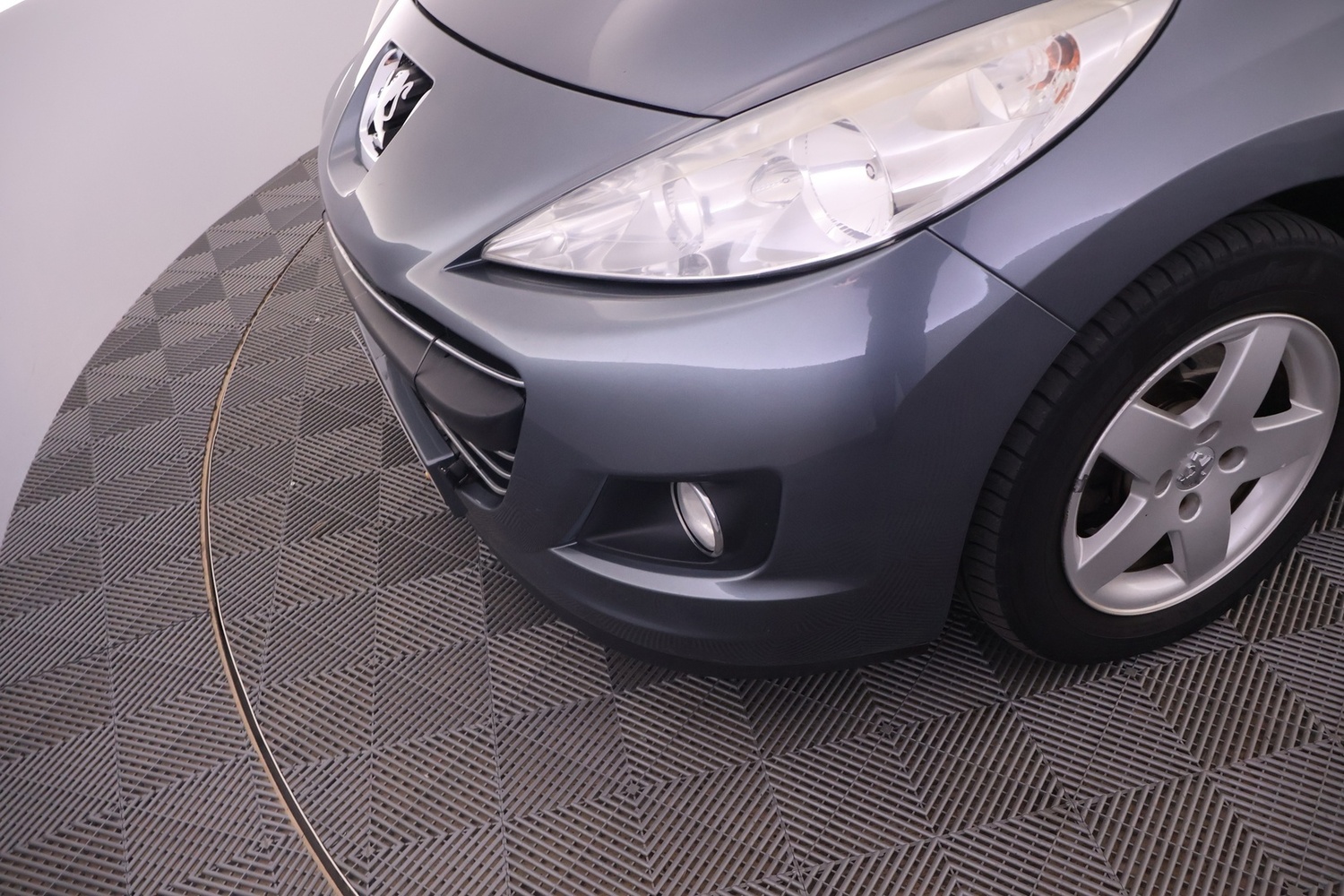 Peugeot 207 vaihtoauto