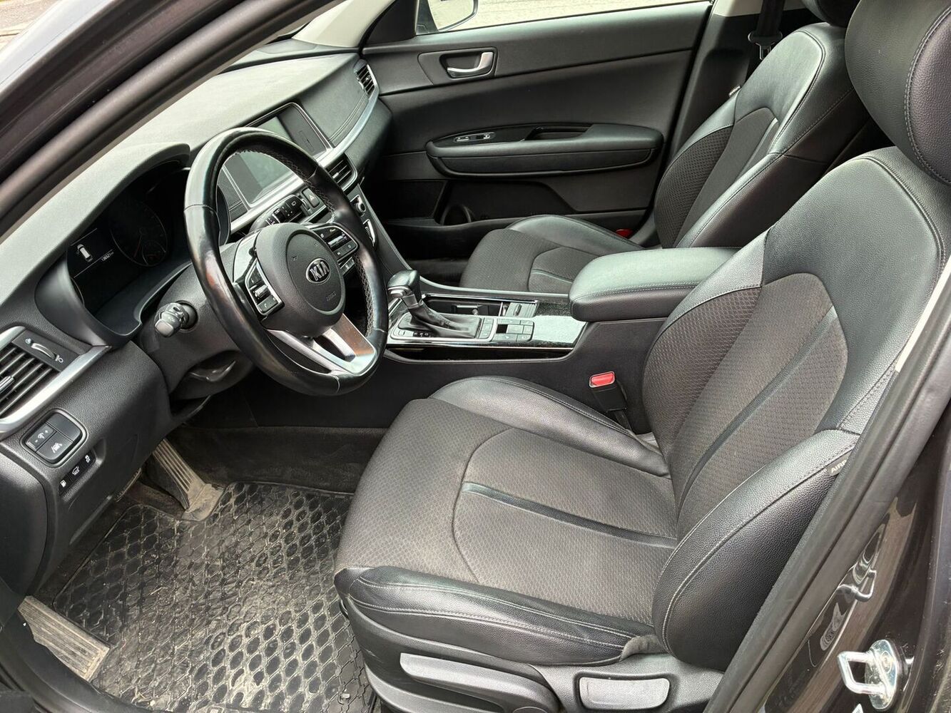 Kia Optima vaihtoauto