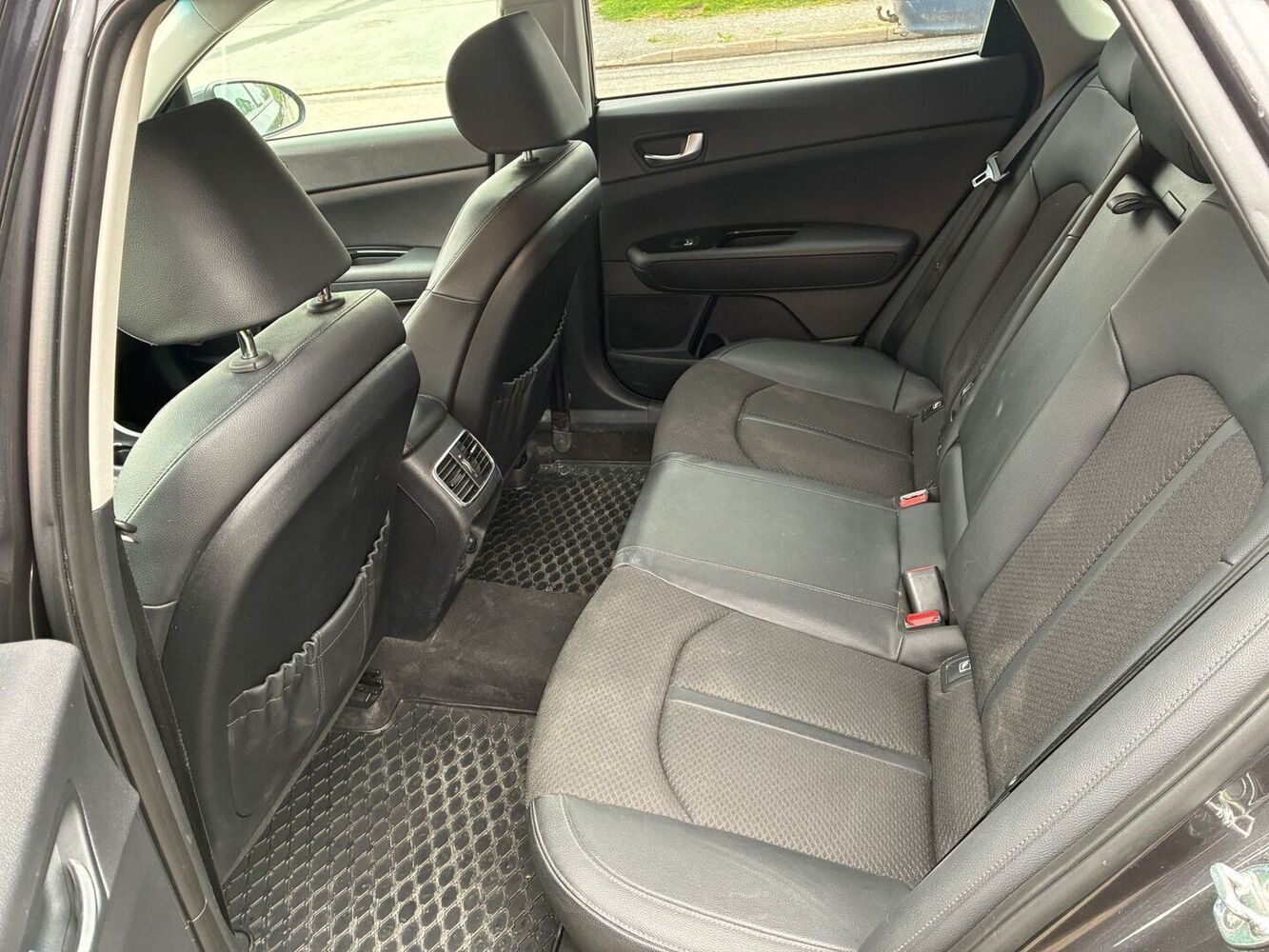 Kia Optima vaihtoauto