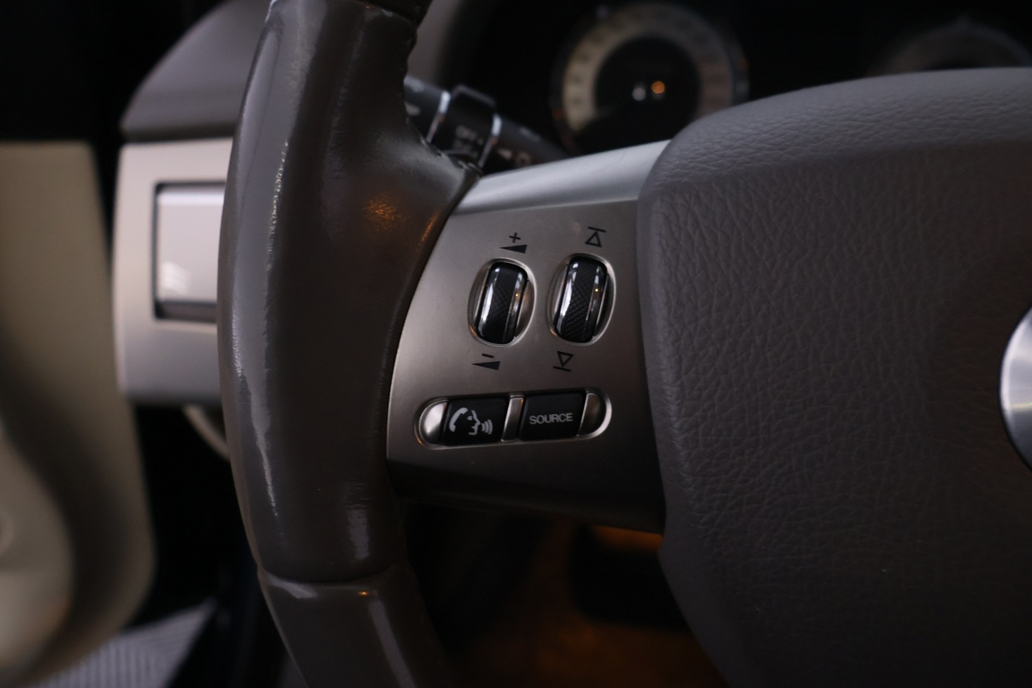 Jaguar XF vaihtoauto