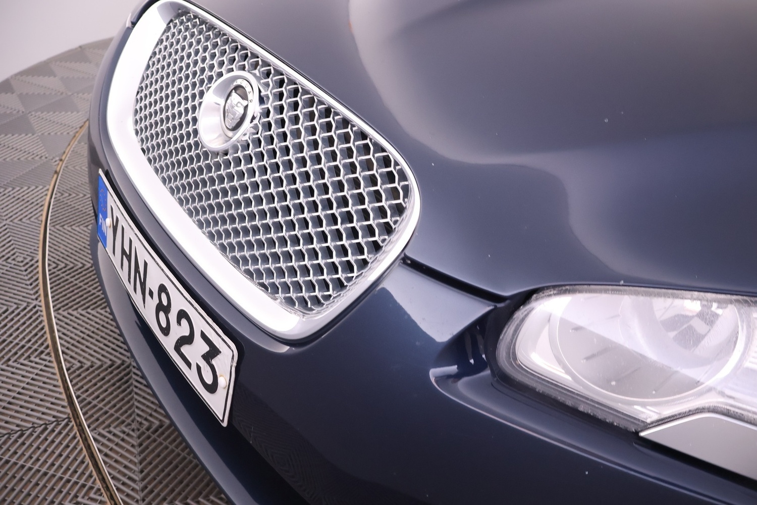 Jaguar XF vaihtoauto