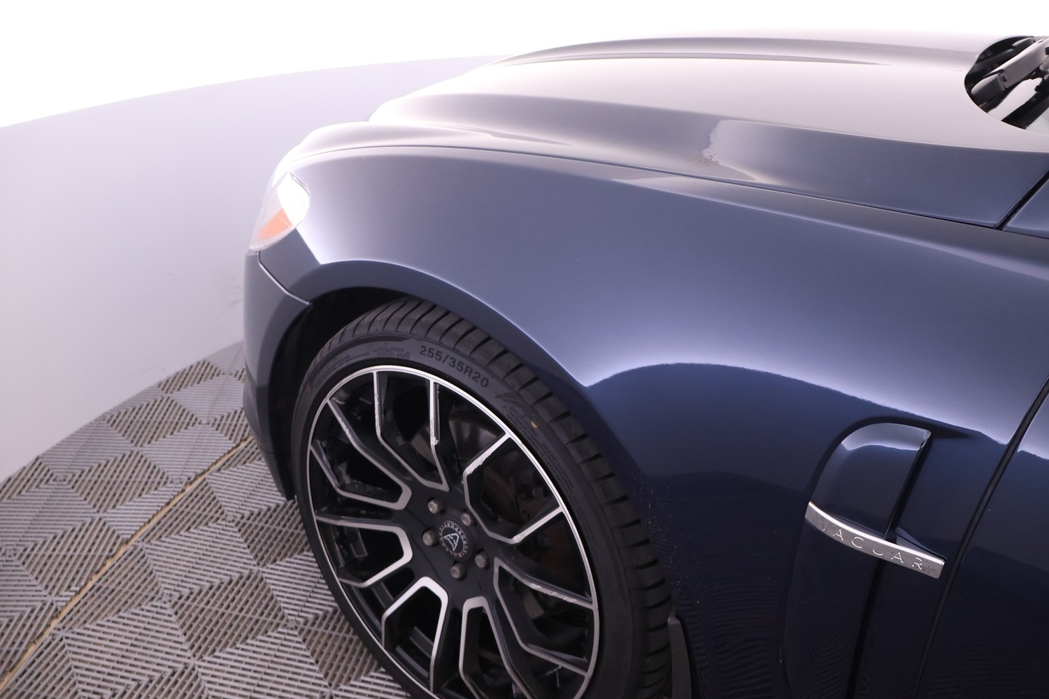 Jaguar XF vaihtoauto