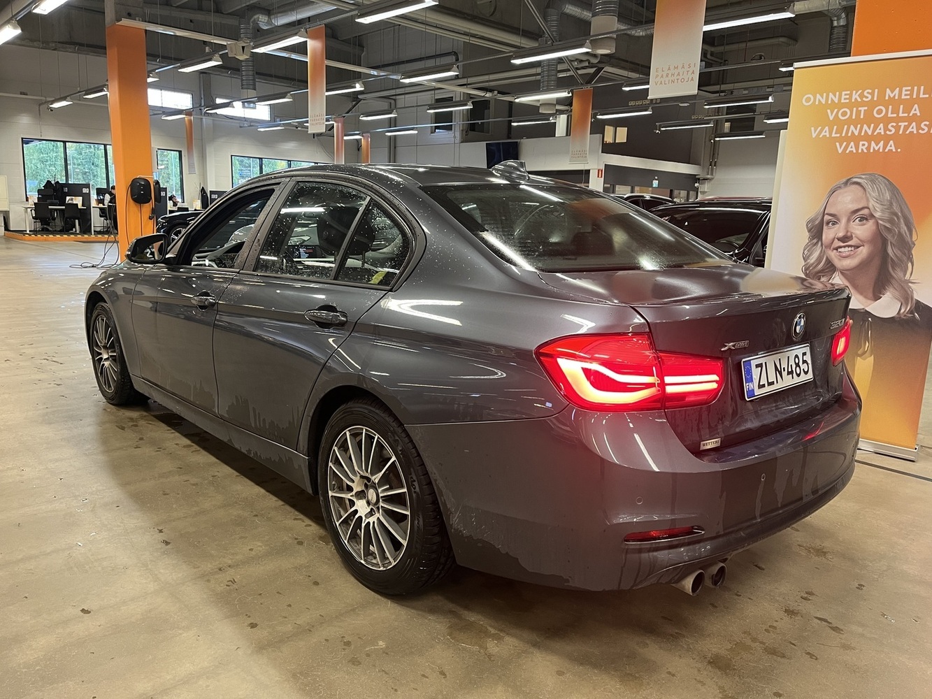 BMW 320 vaihtoauto