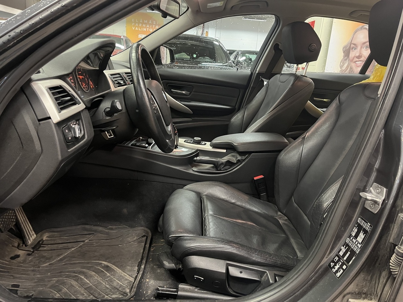 BMW 320 vaihtoauto
