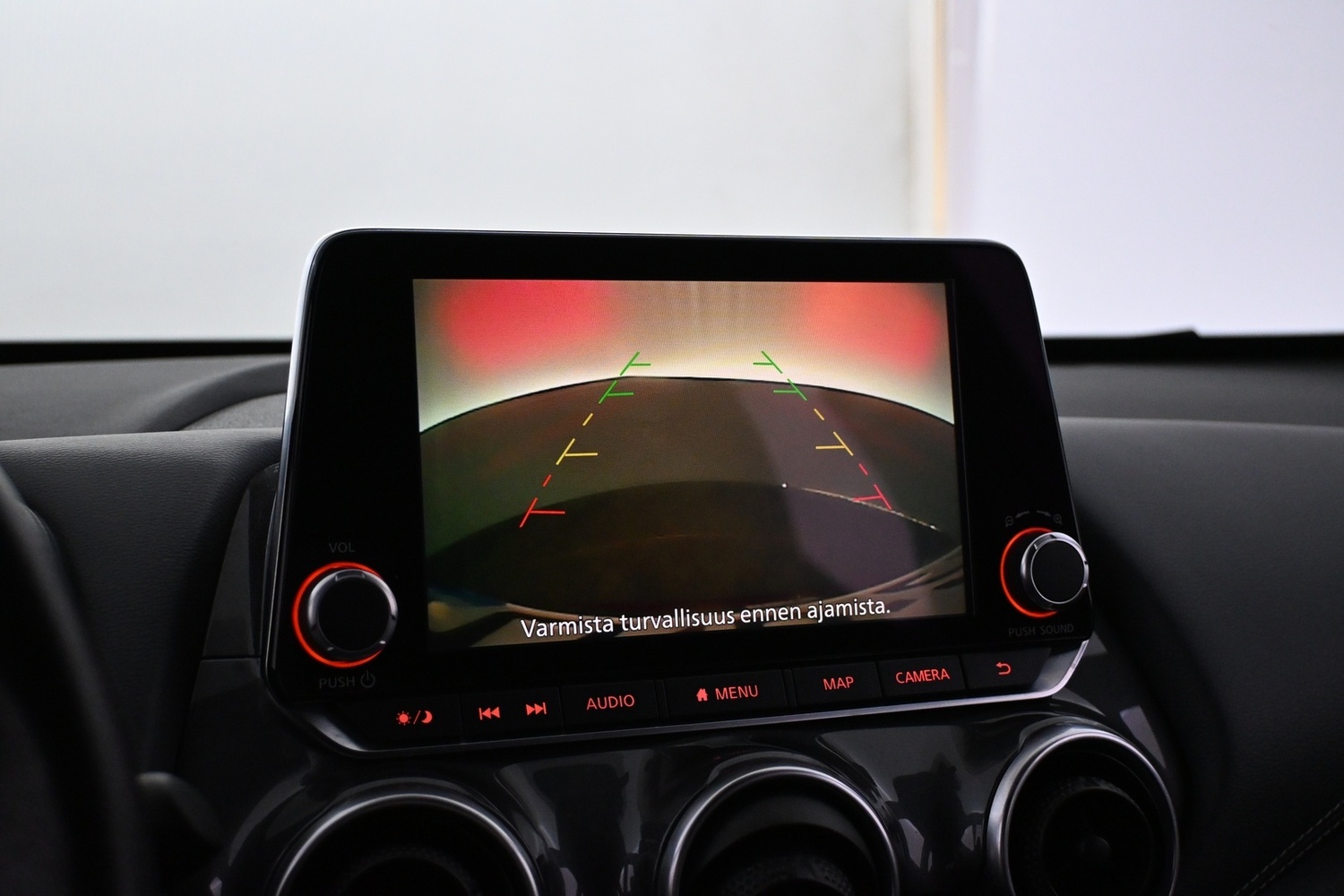 Nissan Juke vaihtoauto