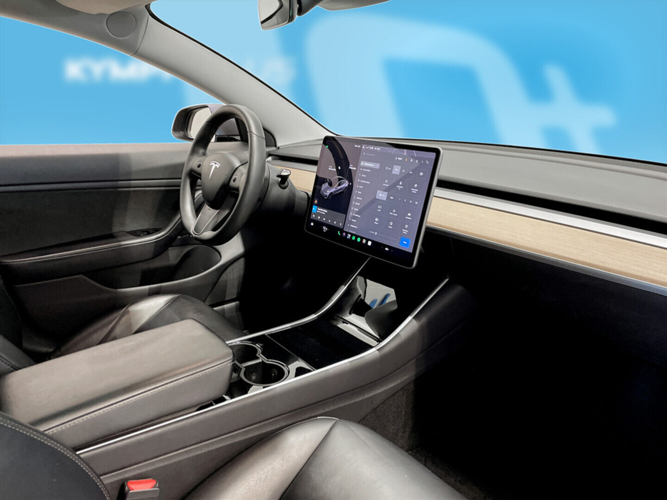Tesla Model 3 vaihtoauto