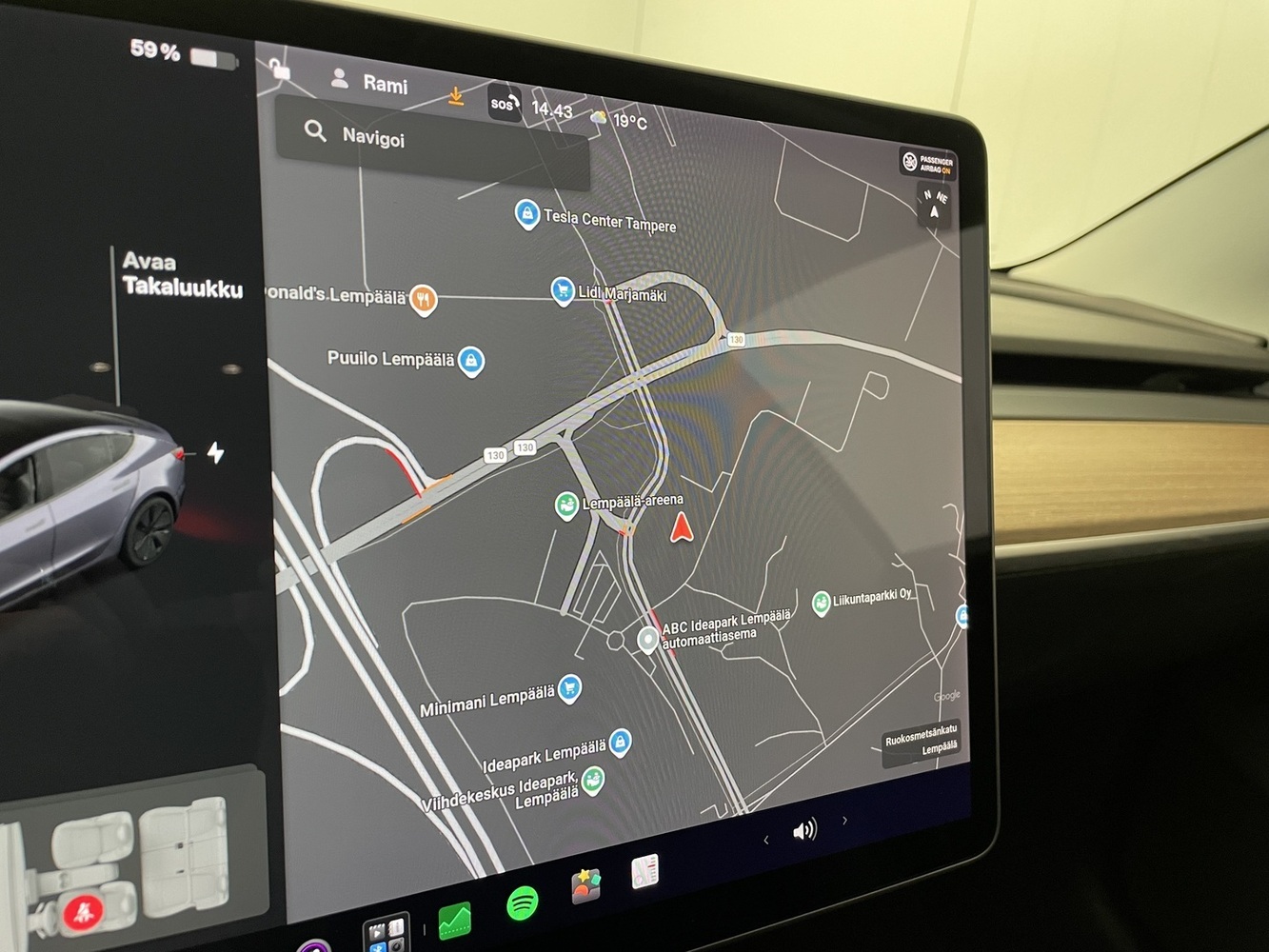 Tesla Model 3 vaihtoauto