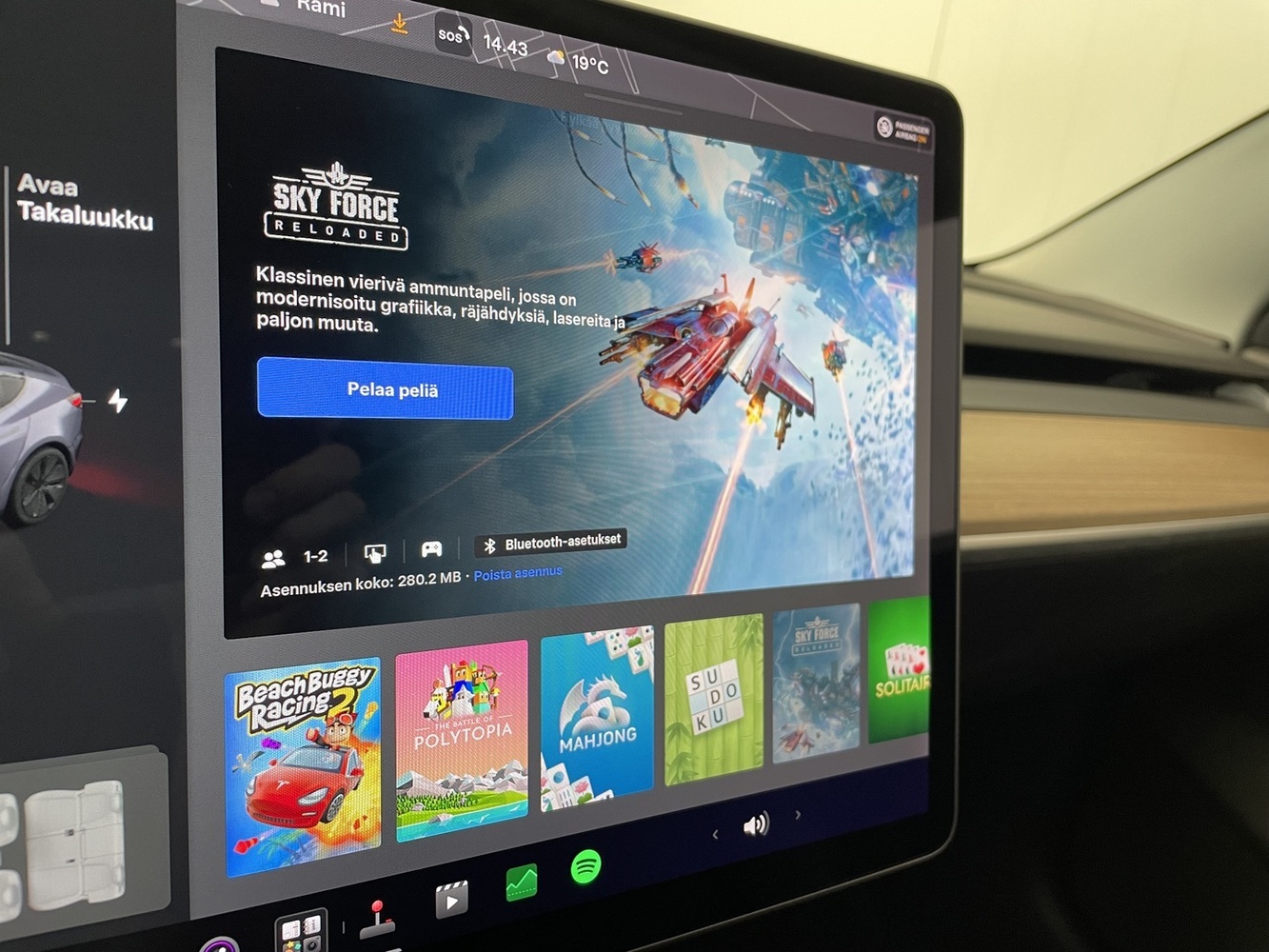 Tesla Model 3 vaihtoauto