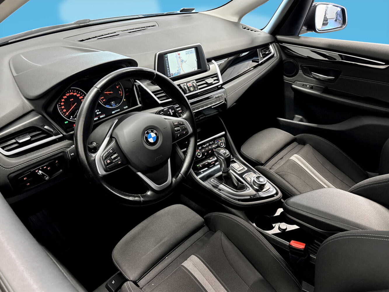 BMW 225 vaihtoauto