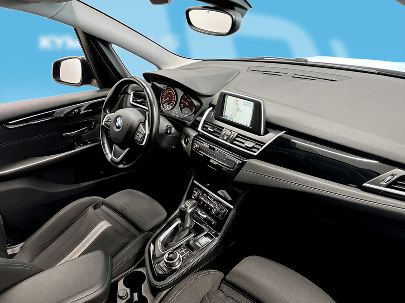 BMW 225 vaihtoauto