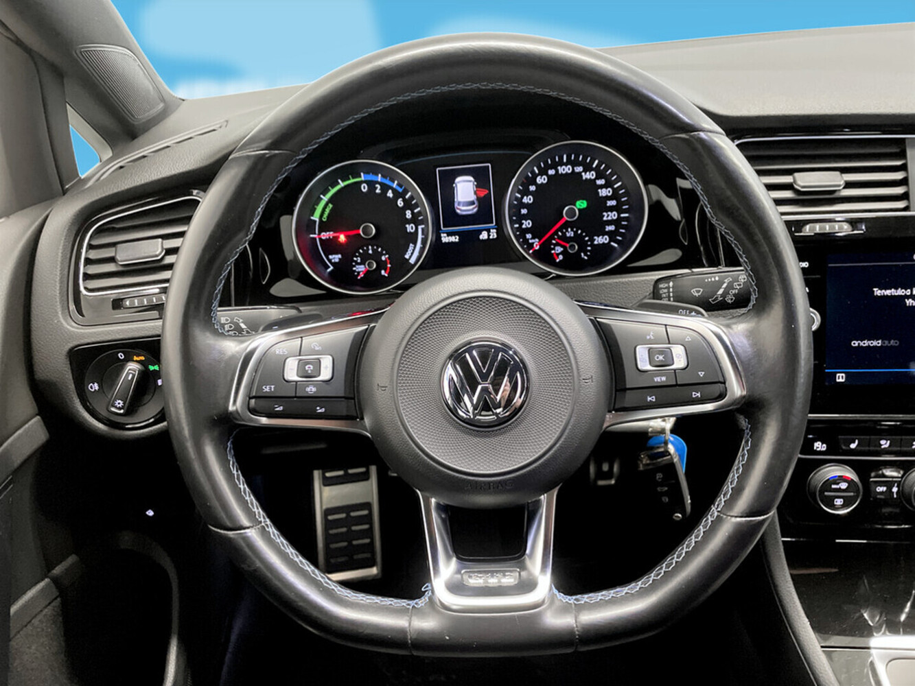 Volkswagen Golf vaihtoauto