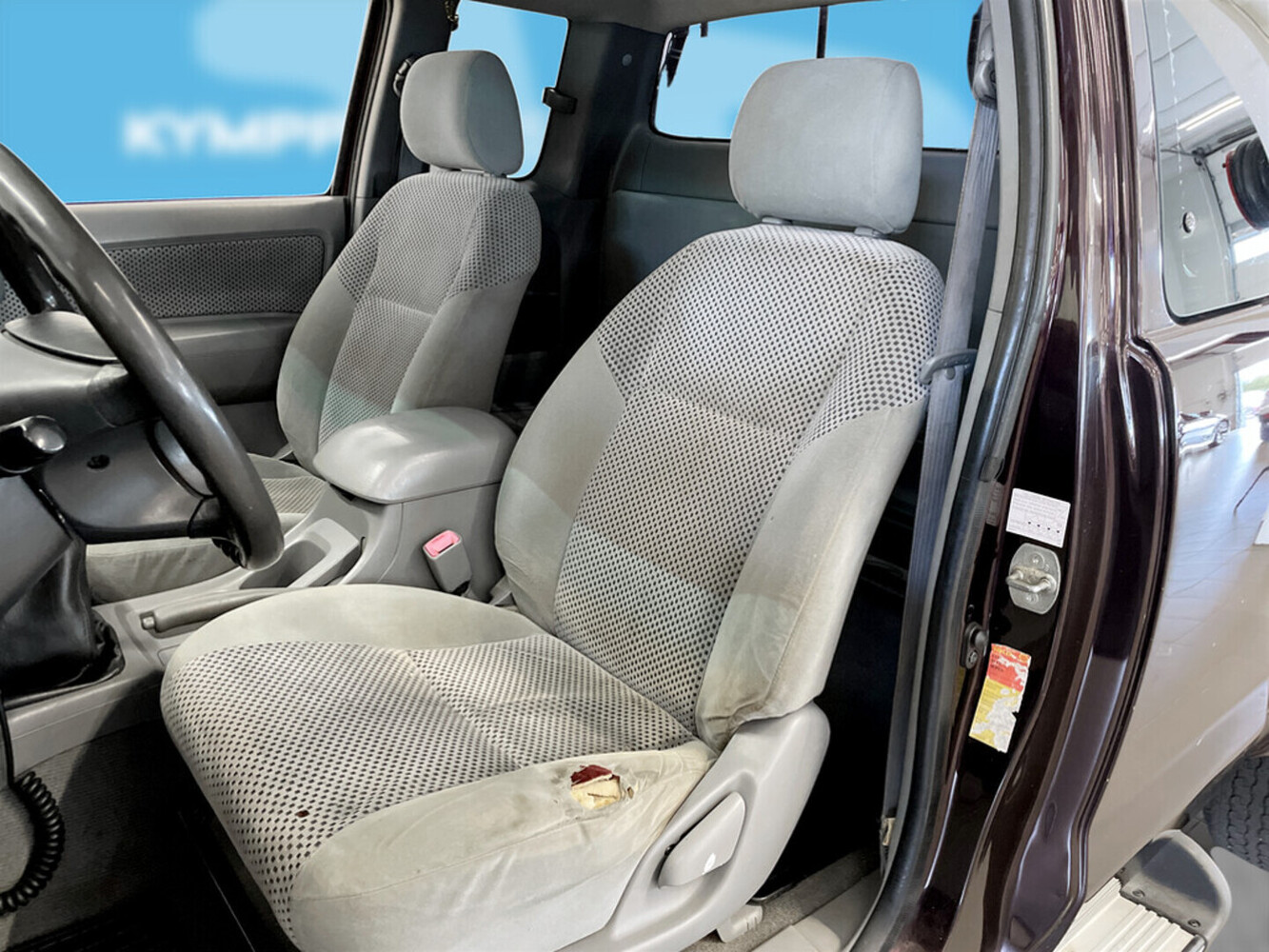 Toyota Hilux vaihtoauto