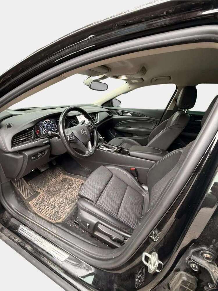 Opel Insignia vaihtoauto