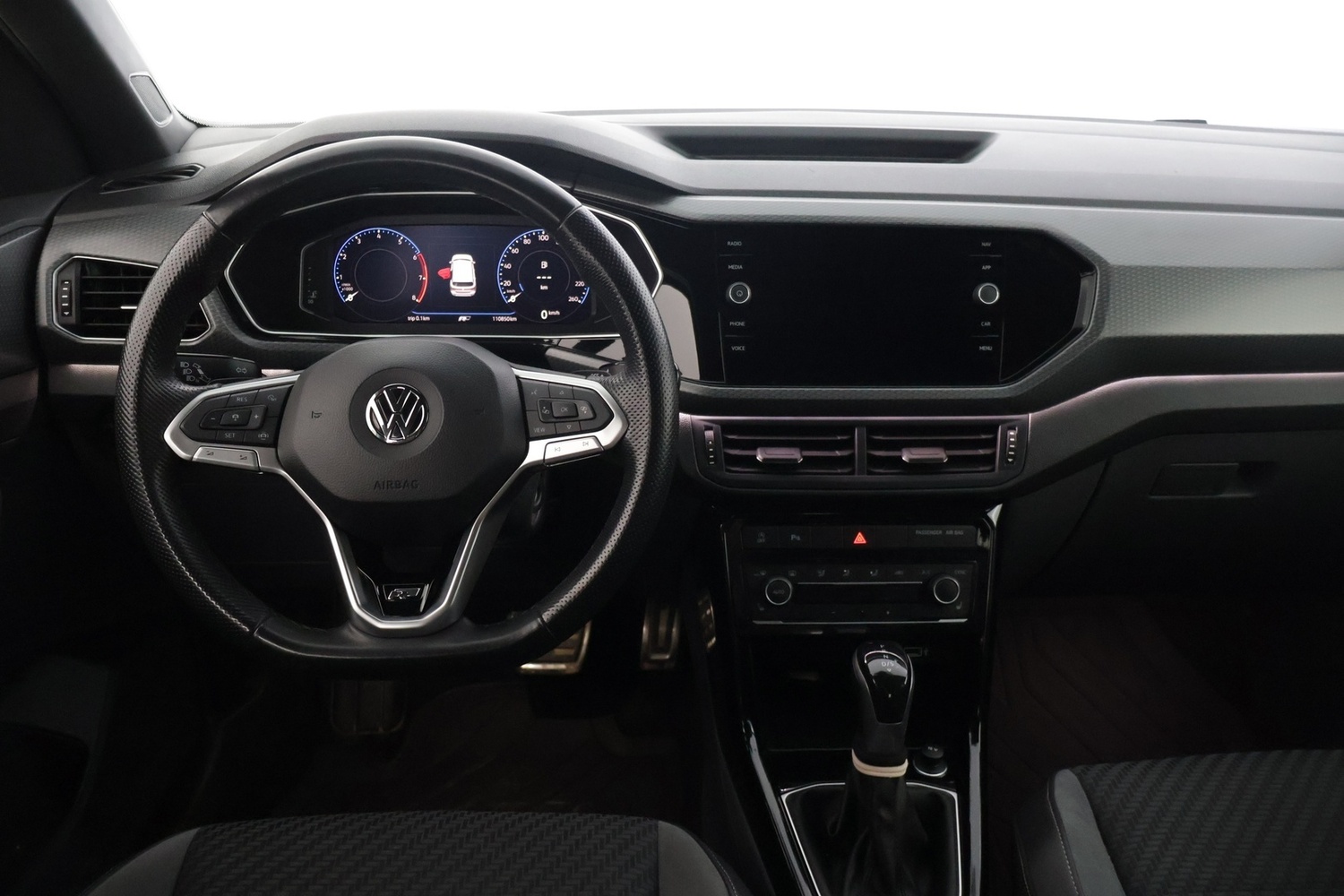 Volkswagen T-Cross vaihtoauto