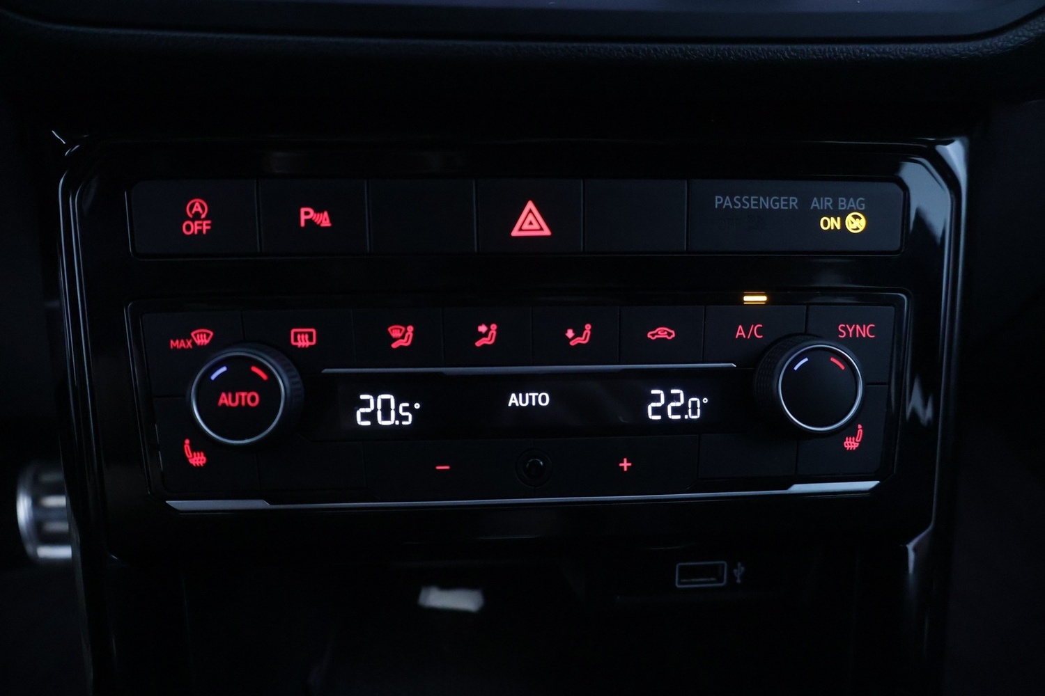 Volkswagen T-Cross vaihtoauto