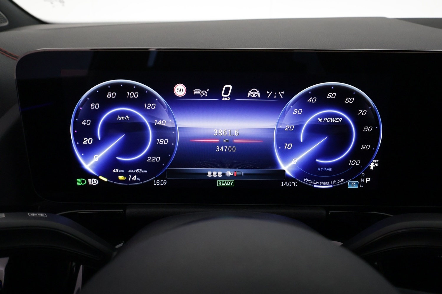 Mercedes-Benz EQA vaihtoauto