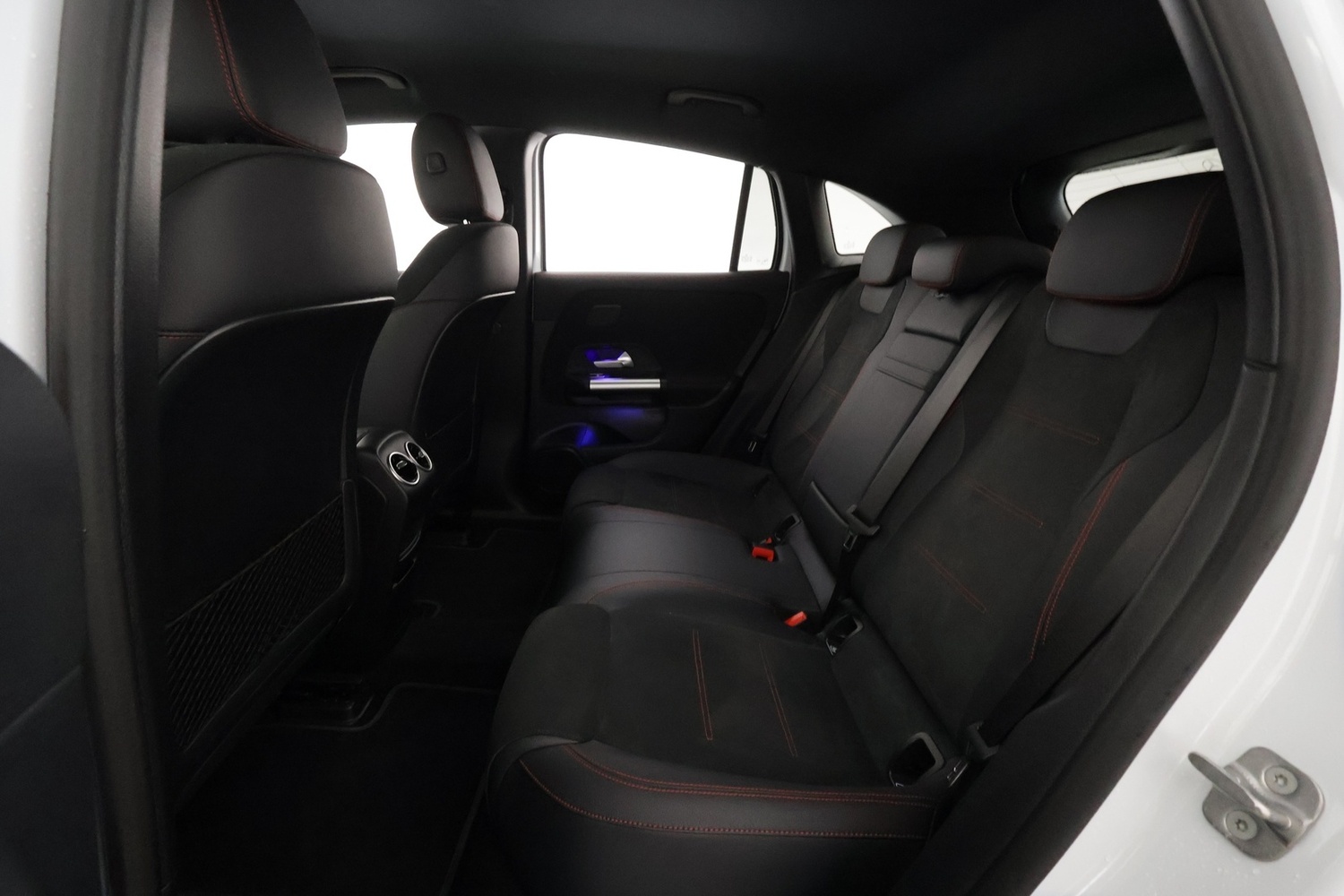 Mercedes-Benz EQA vaihtoauto