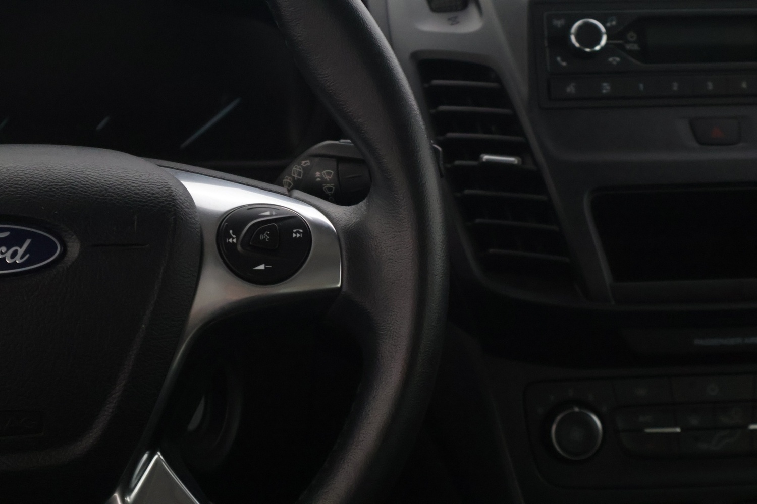 Ford Grand Tourneo Connect vaihtoauto