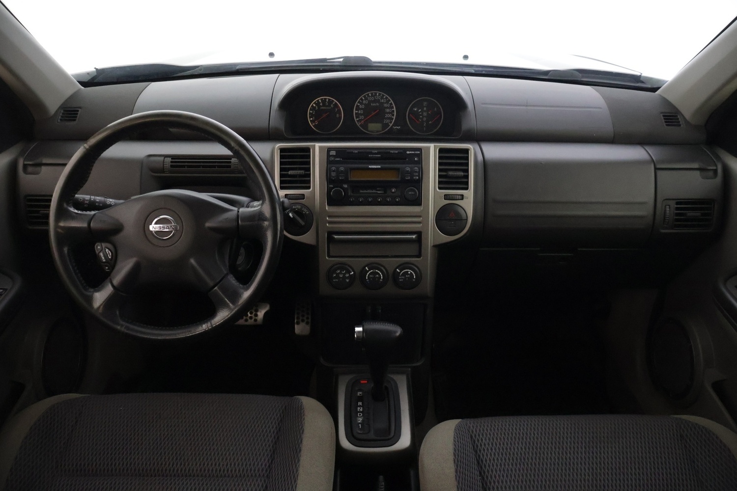 Nissan X-Trail vaihtoauto