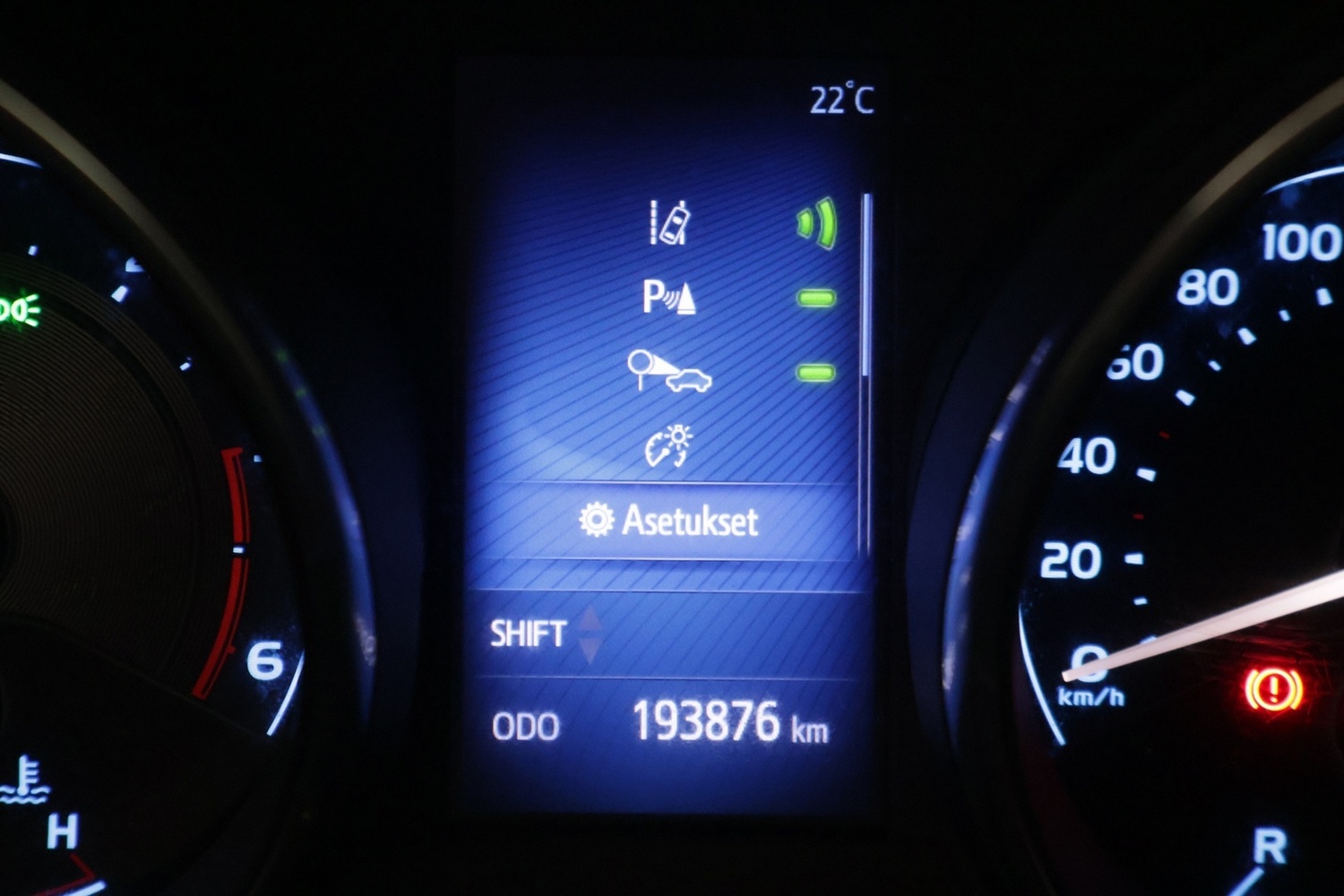 Toyota Auris vaihtoauto
