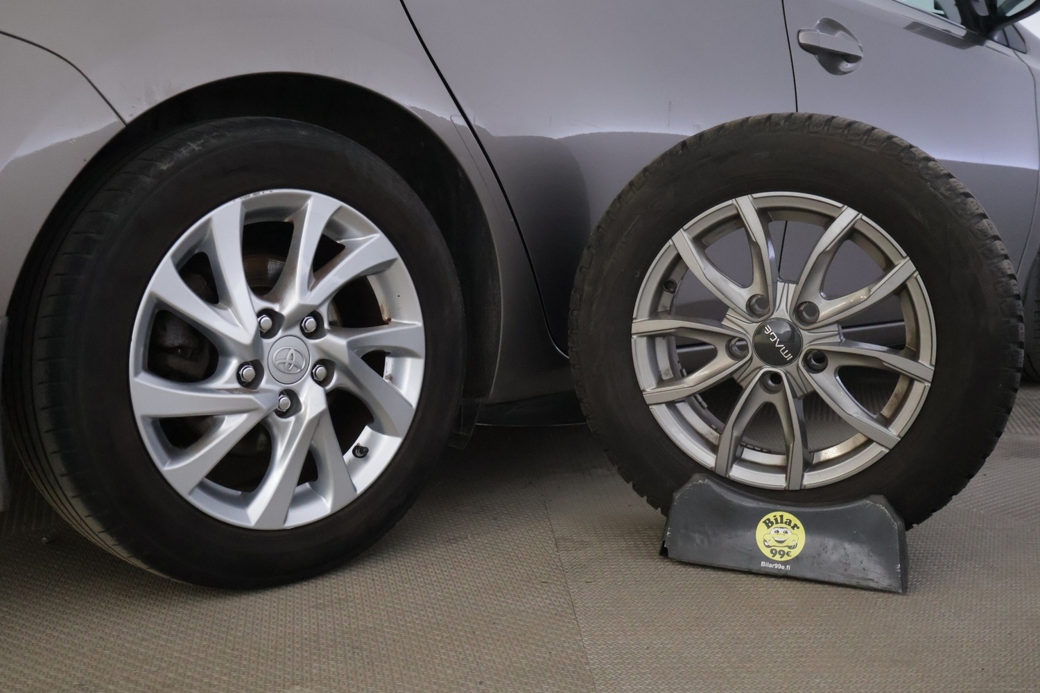 Toyota Auris vaihtoauto