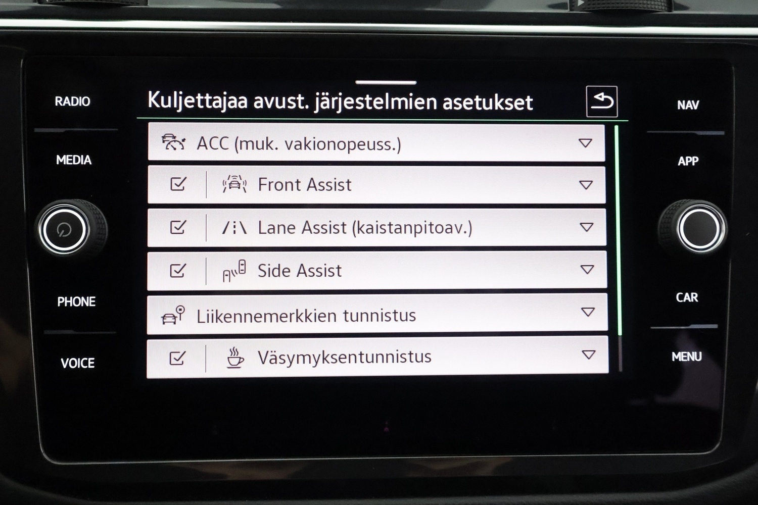 Volkswagen Tiguan vaihtoauto