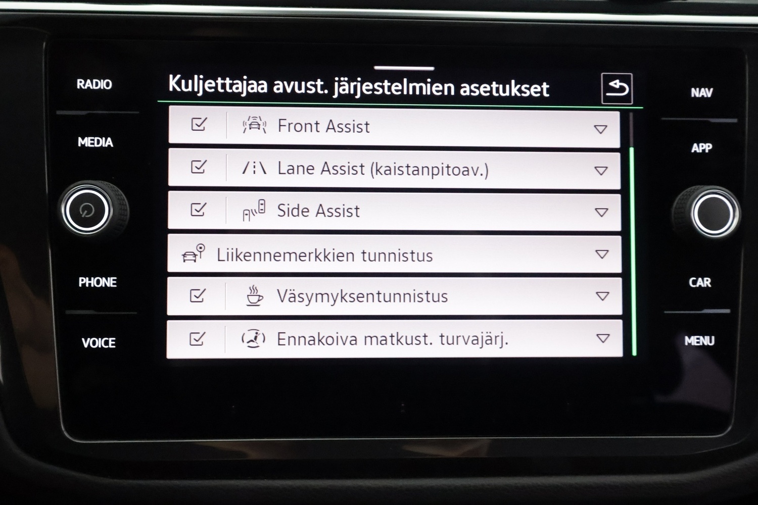 Volkswagen Tiguan vaihtoauto
