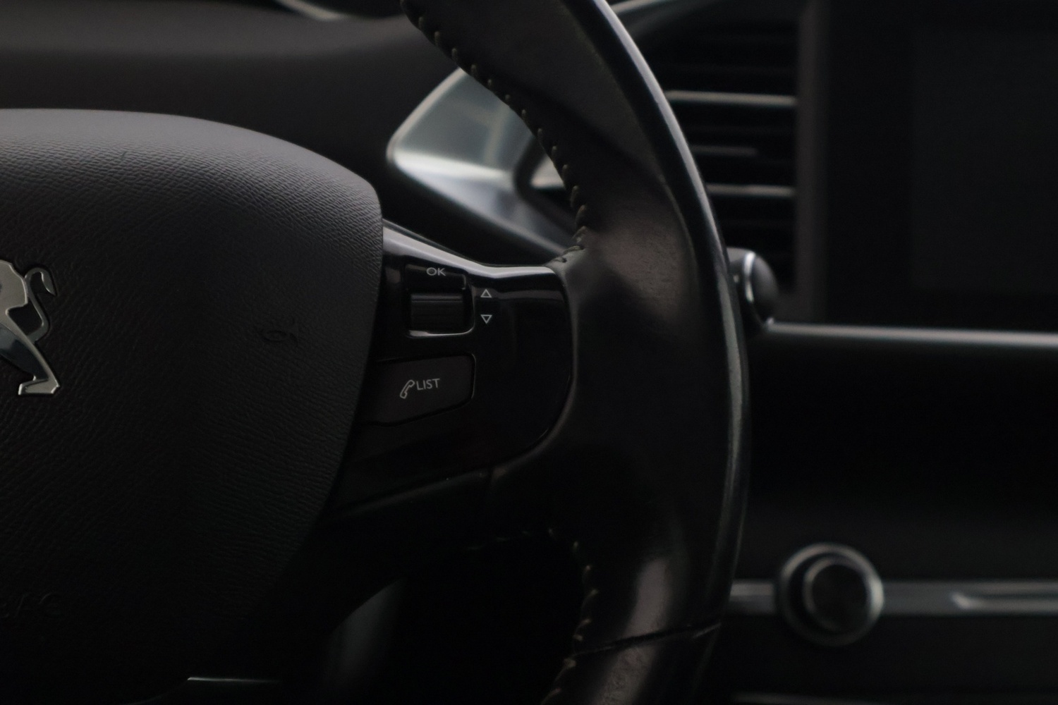 Peugeot 308 vaihtoauto
