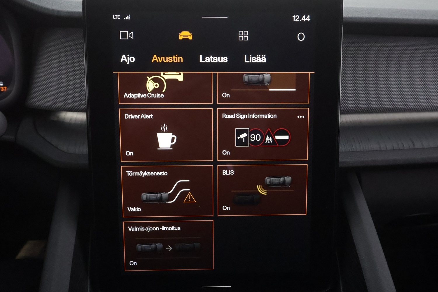 Polestar 2 vaihtoauto