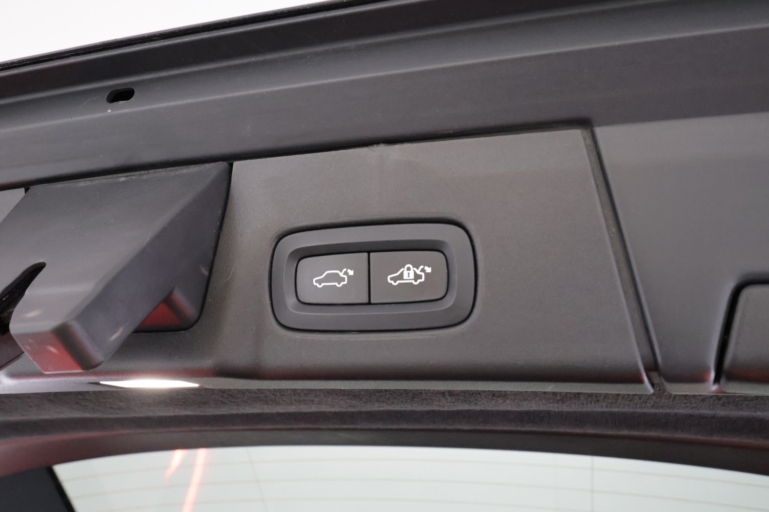Volvo V90 Cross Country vaihtoauto