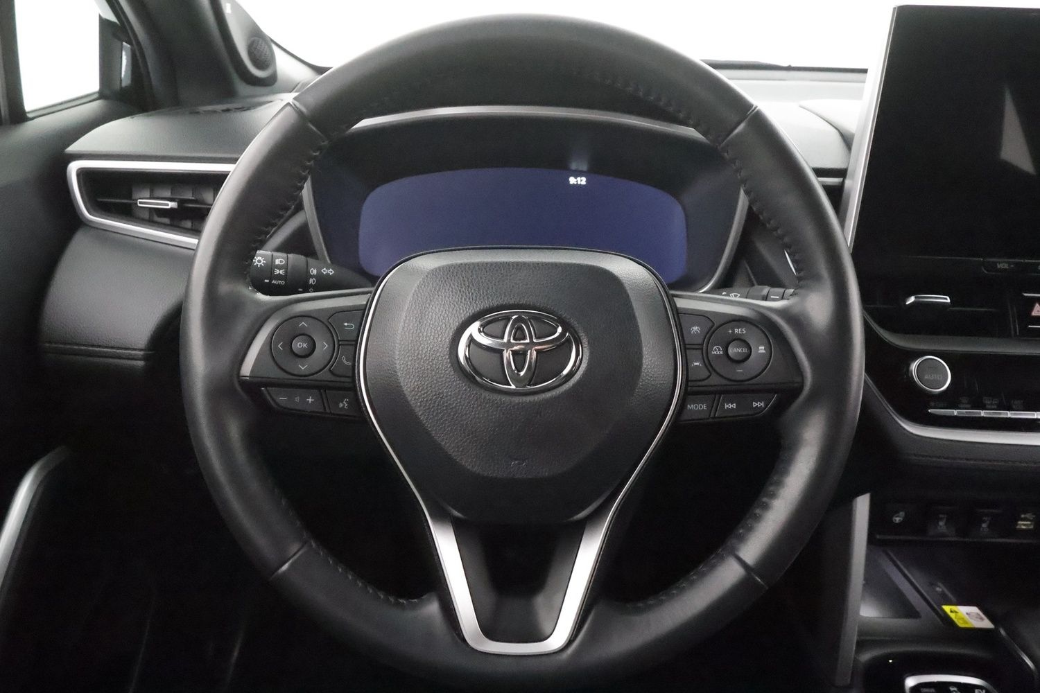 Toyota Corolla Cross vaihtoauto